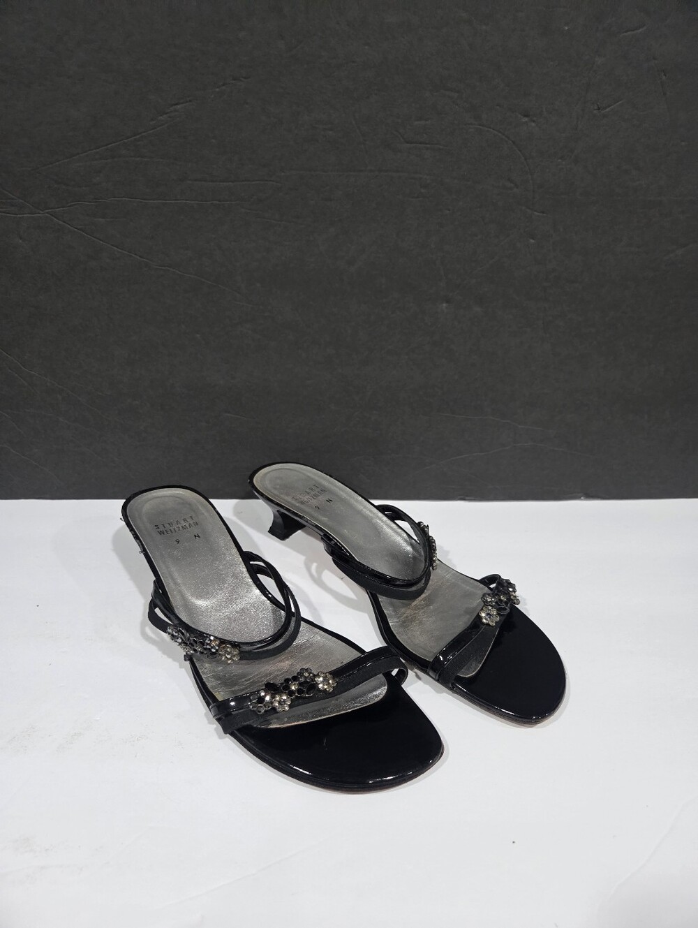 Stuart Weitzman Black Patent Embellished Low-Heel Sandals Sz.9